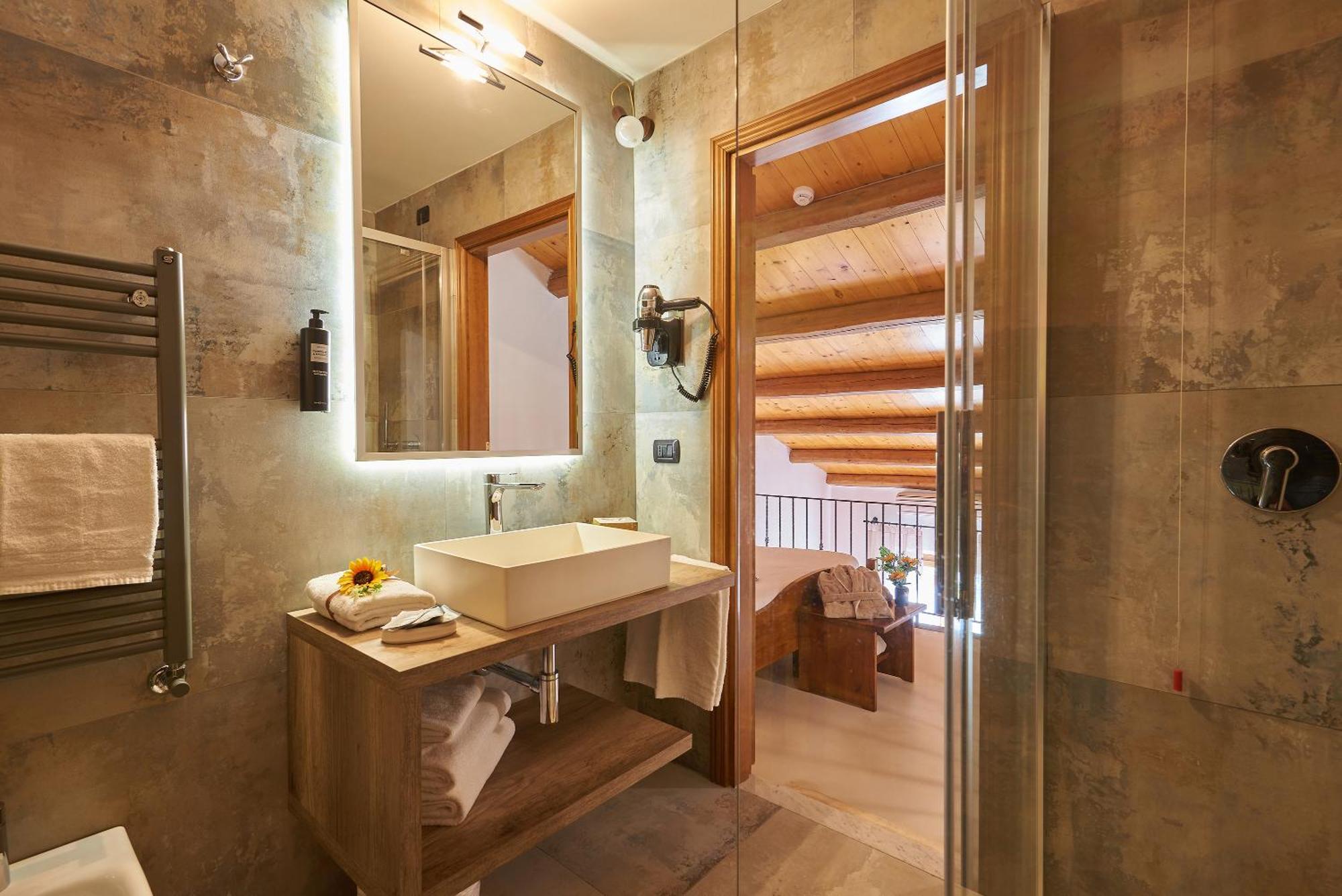 Hotel Casanova - Panoramic And San Quirico dʼOrcia