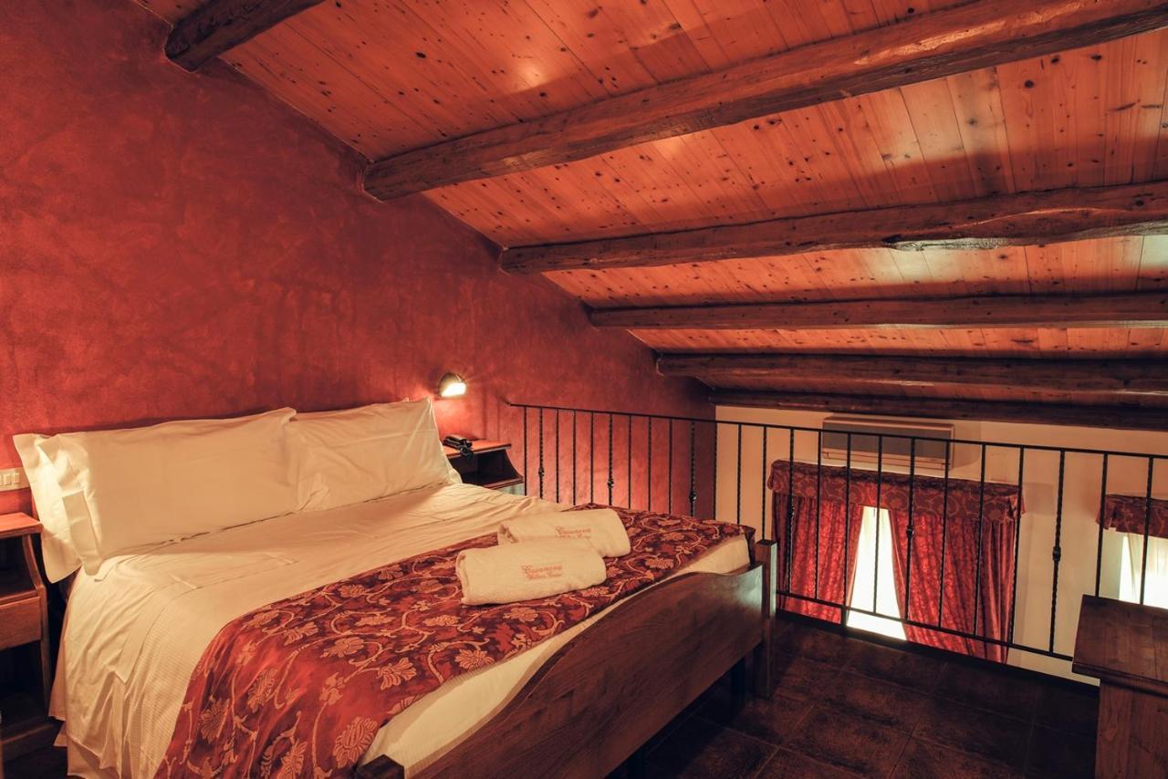 Hotel Casanova - Panoramic And San Quirico dʼOrcia