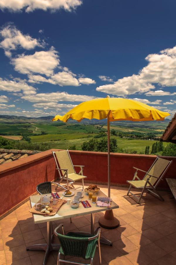 Casanova - Panoramic And Hotel San Quirico dʼOrcia