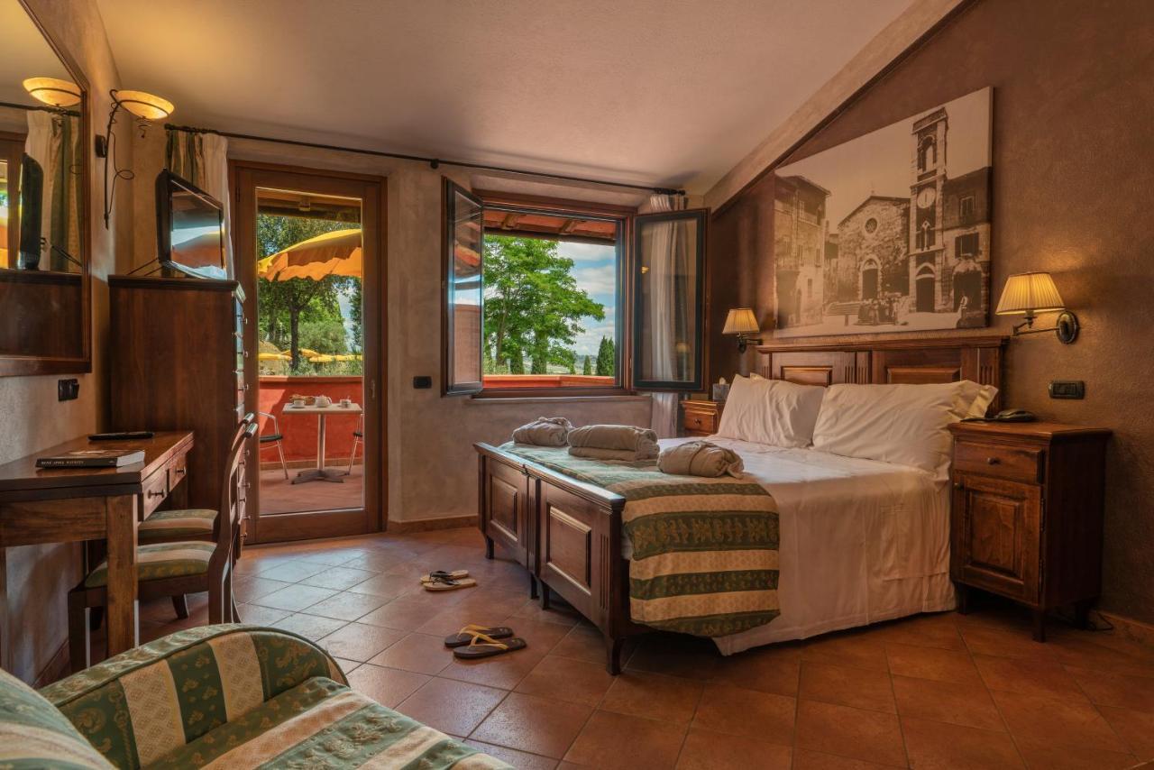 Hotel Casanova - Panoramic And San Quirico dʼOrcia